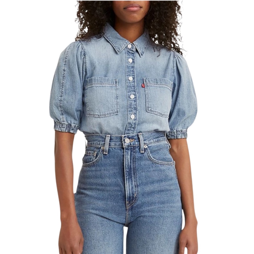 Levi’s Alice Short Sleeve Medium Wash Denim Blouse Size M